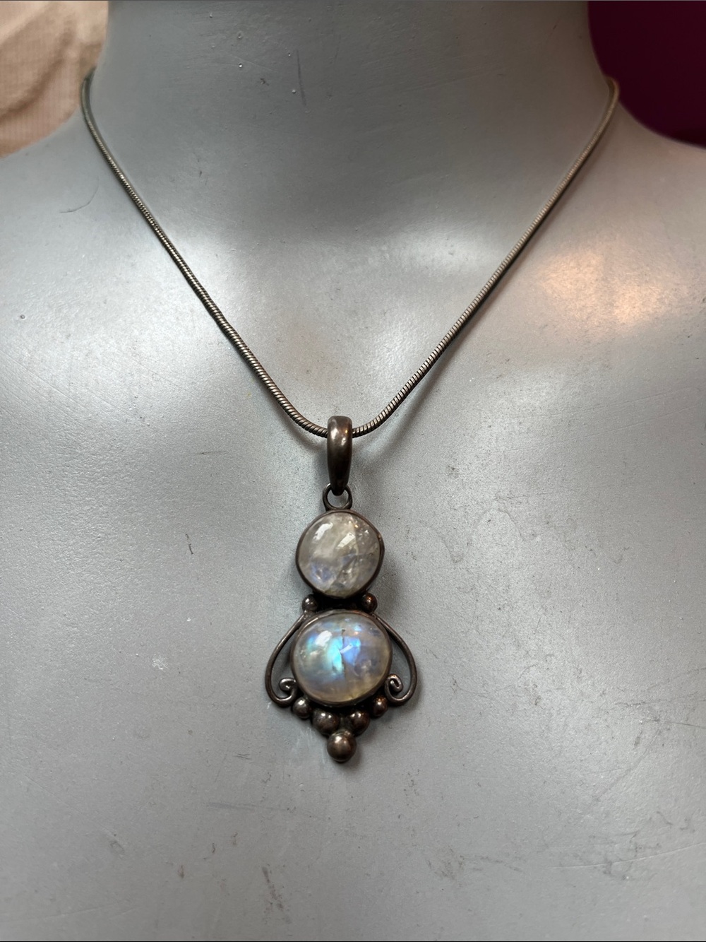 Vintage 925 Sterling silver Boho Rainbow Moonstone necklace